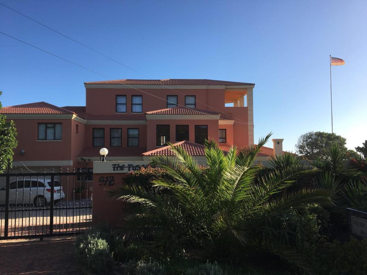 The Tuscany Guesthouse Wildernis Екстериор снимка